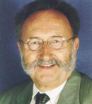 Lothar E. Träder